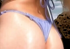 TsLilac Ass Display At Beach