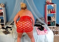Blonde with Big Boobs Gives Blowjob to Her Dildo on Liv more
