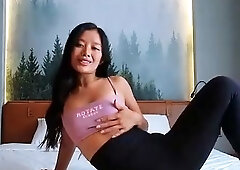 Mistress Mila - Cum Quick for My Leggings