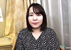 Narumi Soedas First Hotel Cumshot Fuck with Hairy Bush